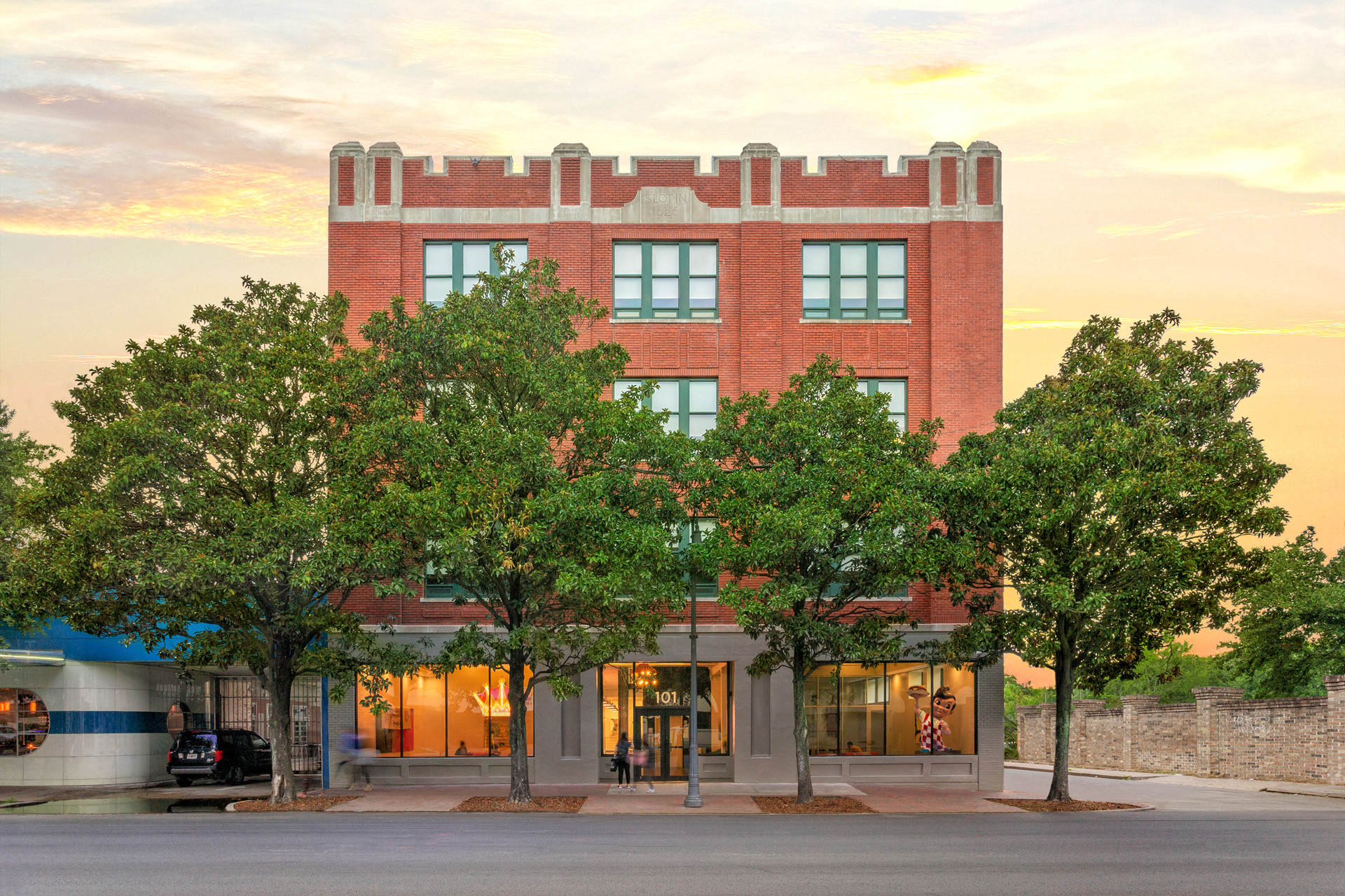 Herstand Hall SCAD.edu